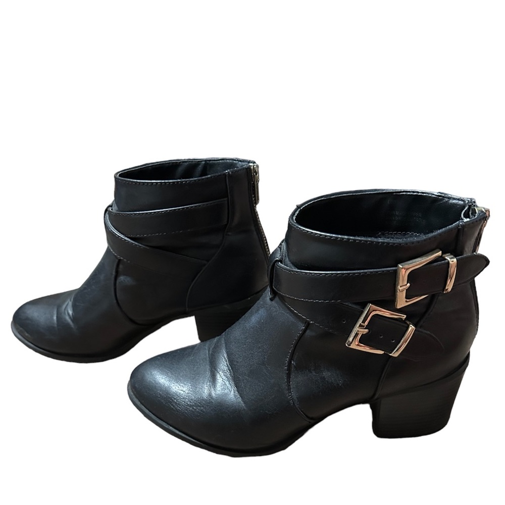 Black ankle booties